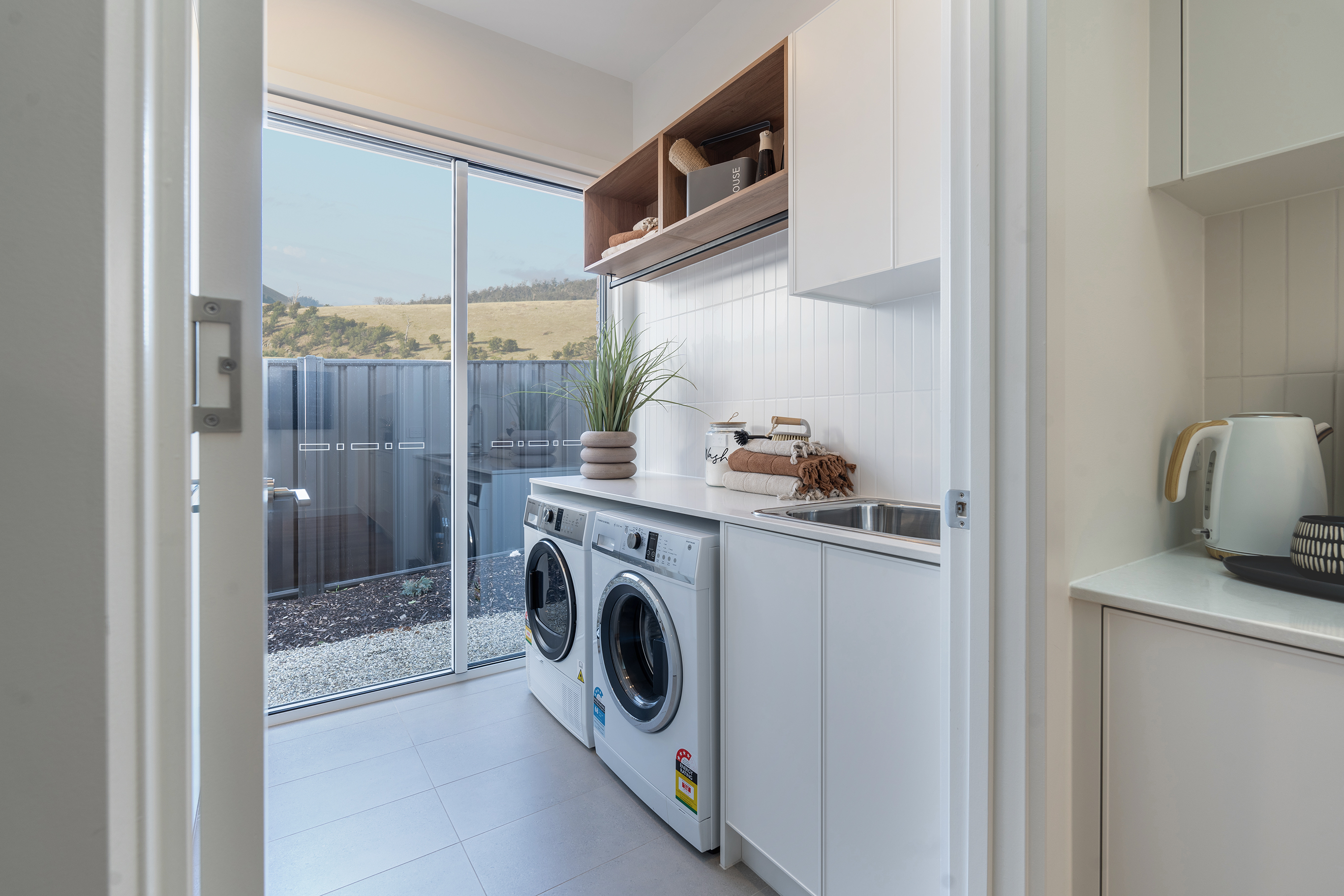 Kiama-27-single-storey-home-design-laundry.jpg Kiama-27-single-storey-home-design-laundry.jpg
