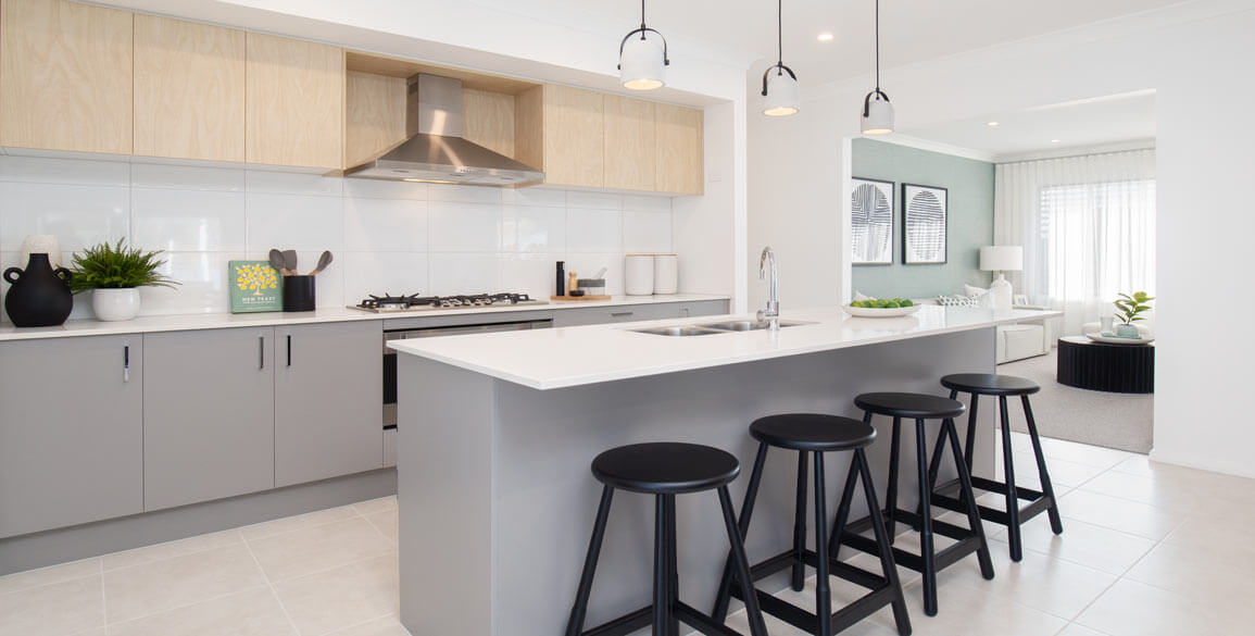 single-storey-house-design-two-toned-kitchen