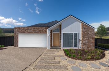 Kiama-27-single-storey-home-design-cape-facade-2732x1644.png 