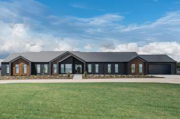 Carrick Display Home - Sanford 47 acreage home design