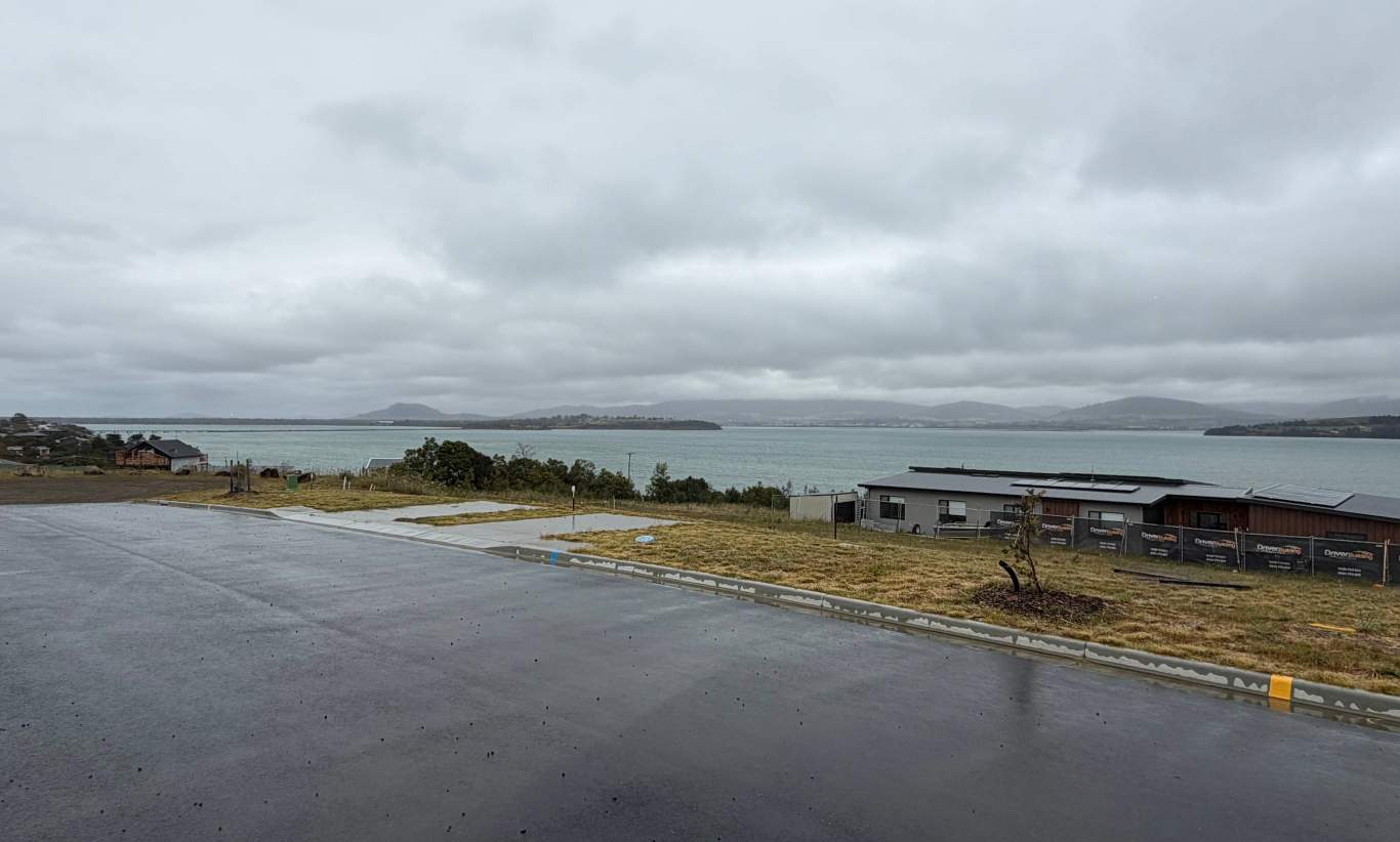 complete-13-iverness-street-midway-point (1).jpeg