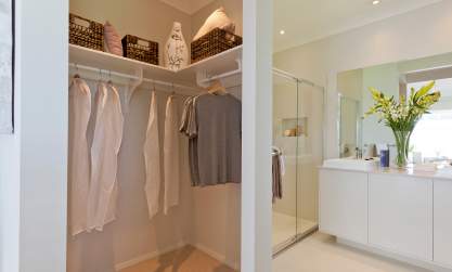 Walk In Robe - Bordeaux Home Design -Twin-Waters - McDonald Jones